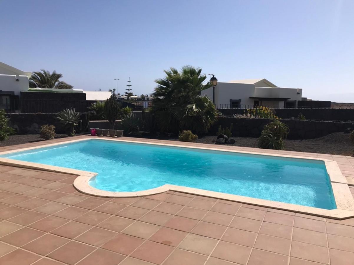 Villa Tania - Villa Independiente Con Piscina Privada Playa Blanca  Extérieur photo