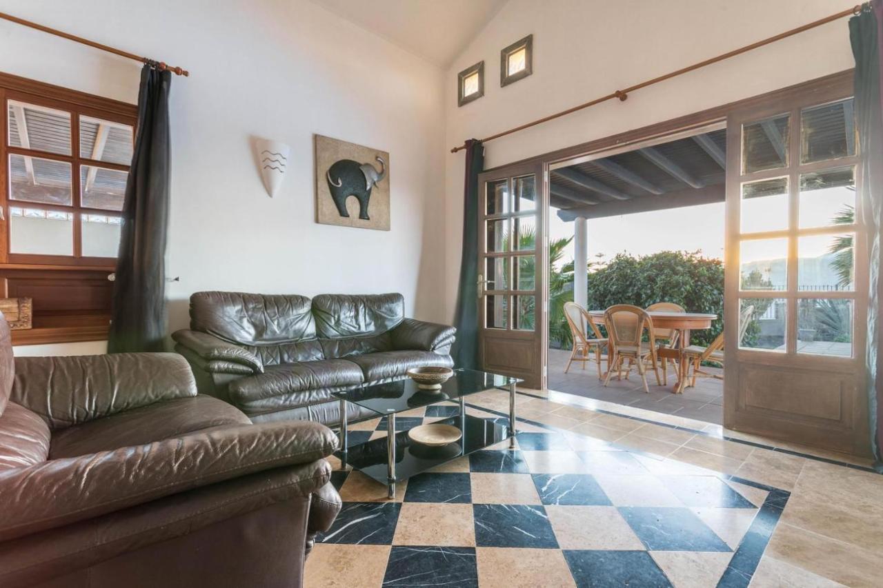 Villa Tania - Villa Independiente Con Piscina Privada Playa Blanca  Extérieur photo